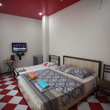 John'S Hotel Szuhumi Kültér fotó