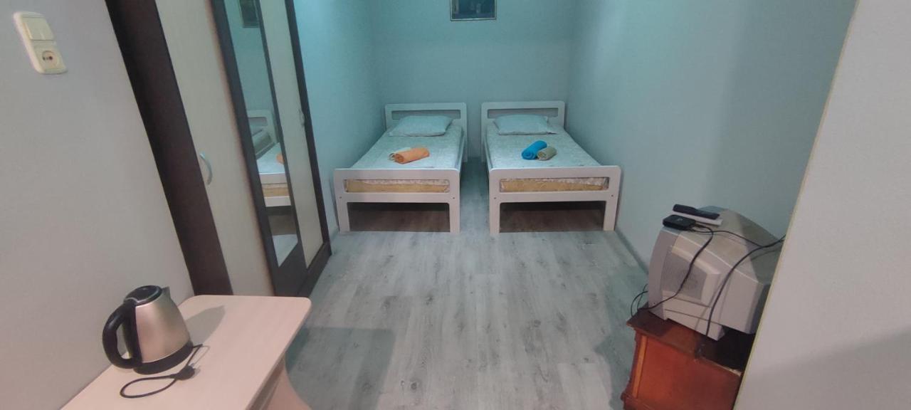 John'S Hotel Szuhumi Kültér fotó