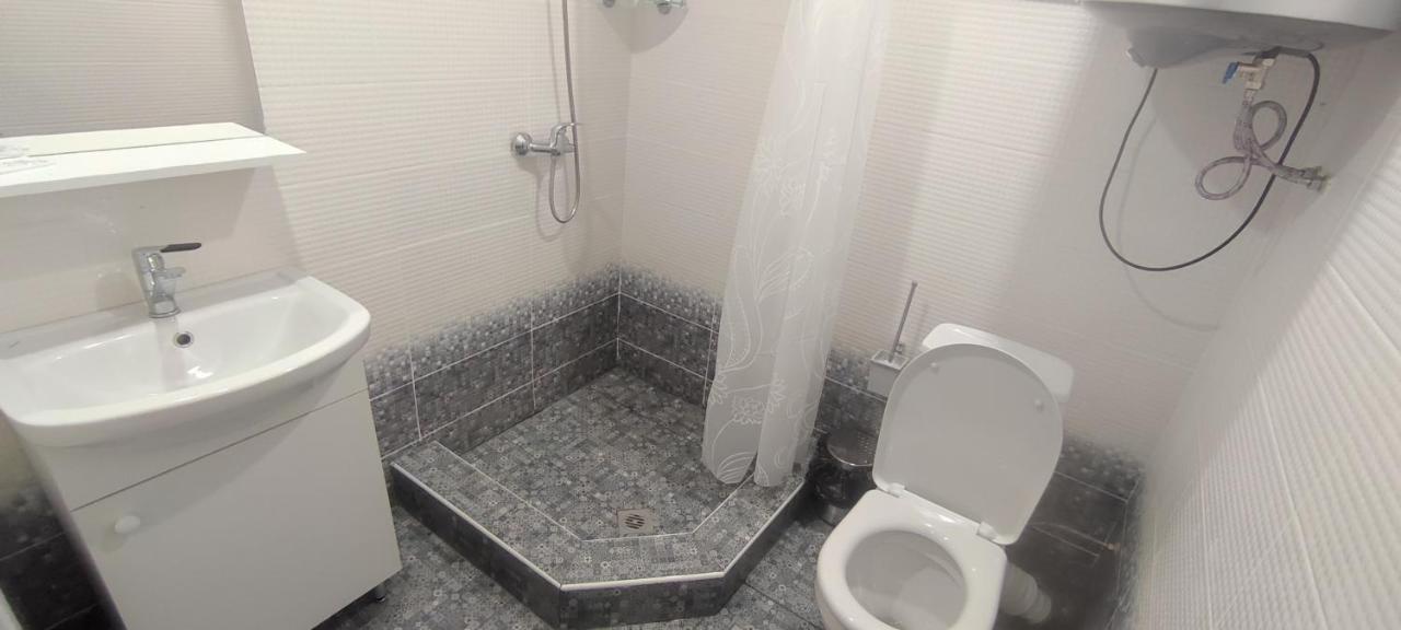 John'S Hotel Szuhumi Kültér fotó